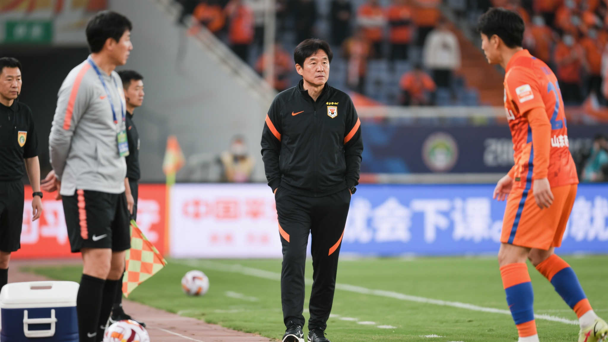 媒体人:崔康熙暂不下课,关键看今日是否有新消息 媒体人:崔康熙暂不下课,关键看今日是否有新消息